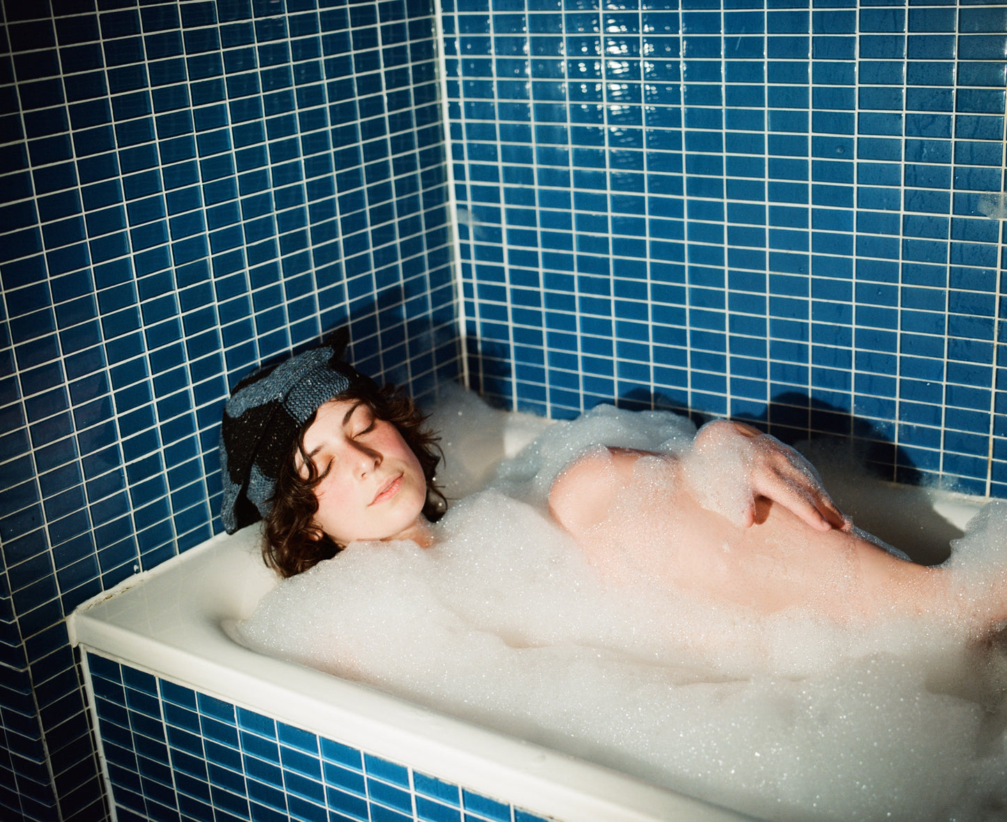 spiral Sack hat in blue & black