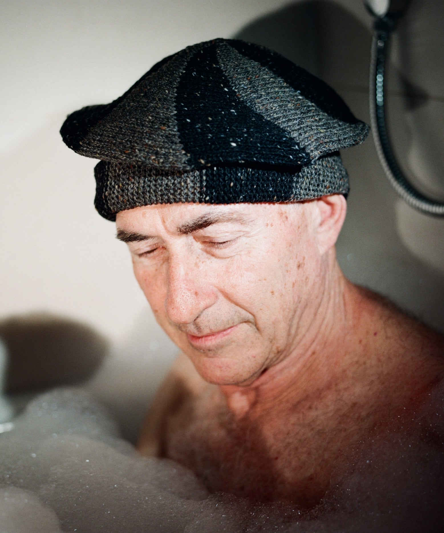 spiral Sack hat in grey & black