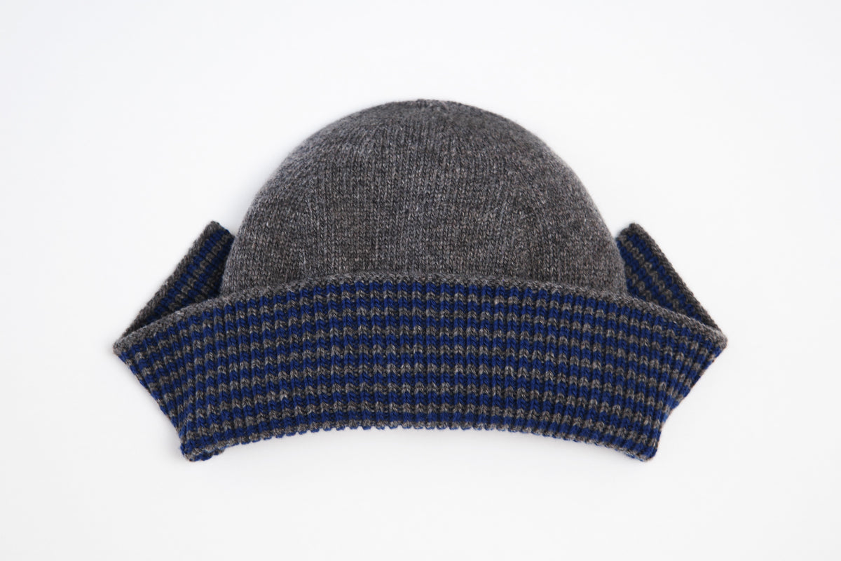 Flap Hat Original