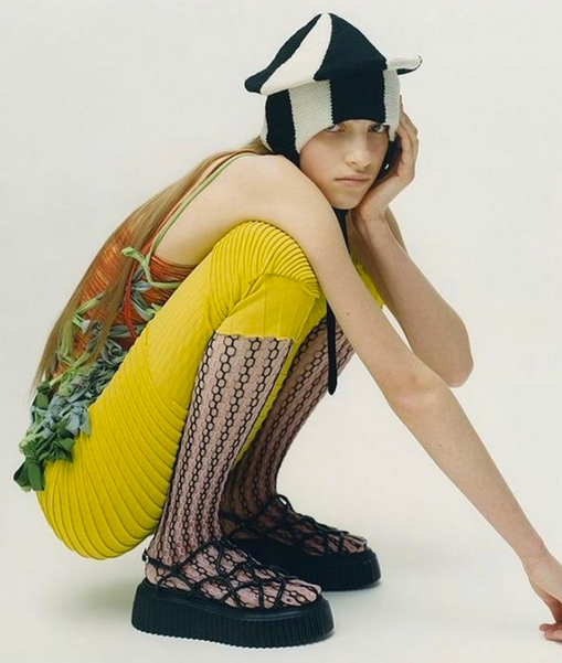 Spiral classic Hat in black & ecru