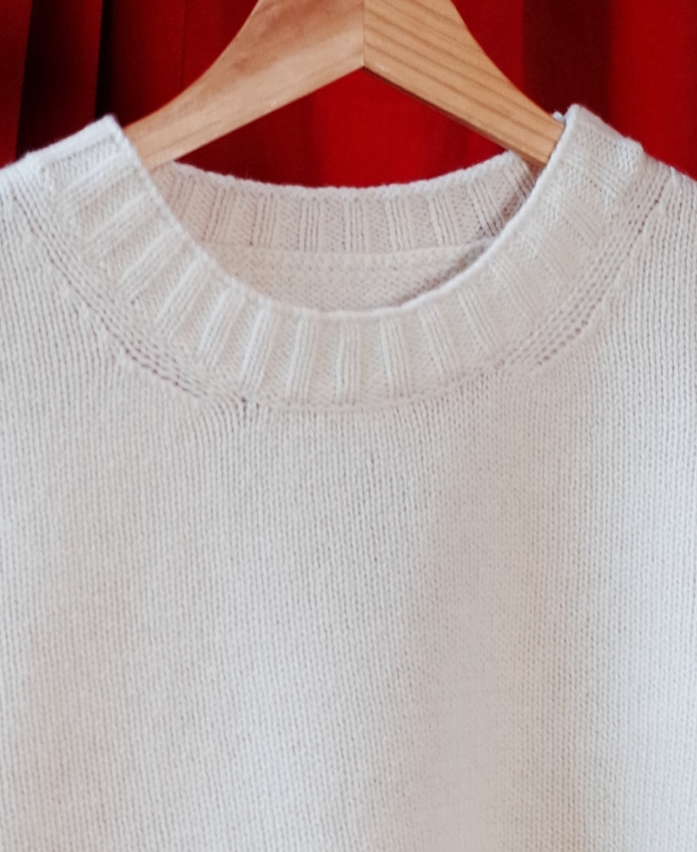 Traditional sweater in ecru