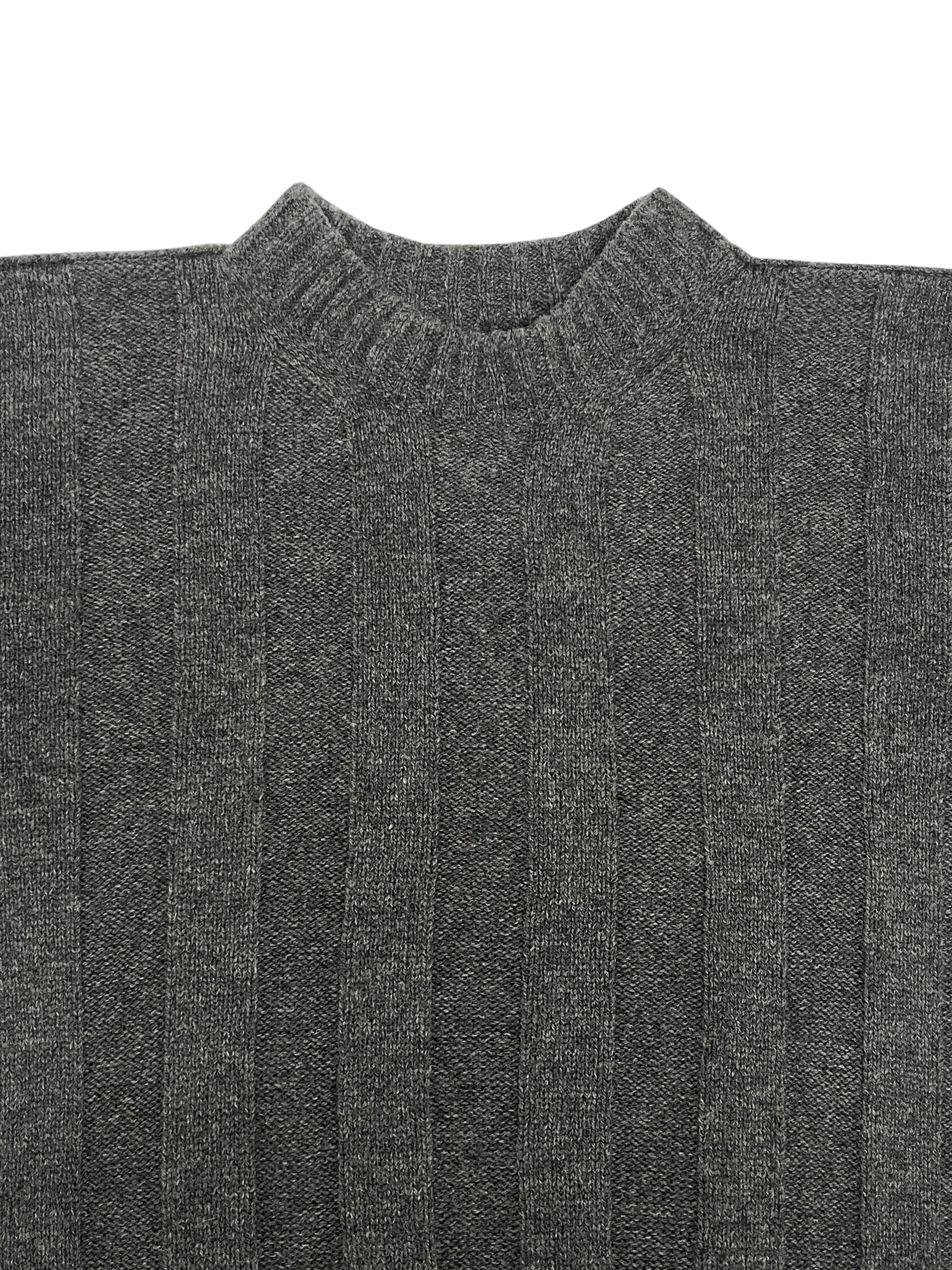 Close up of wide-rib sweater in grey