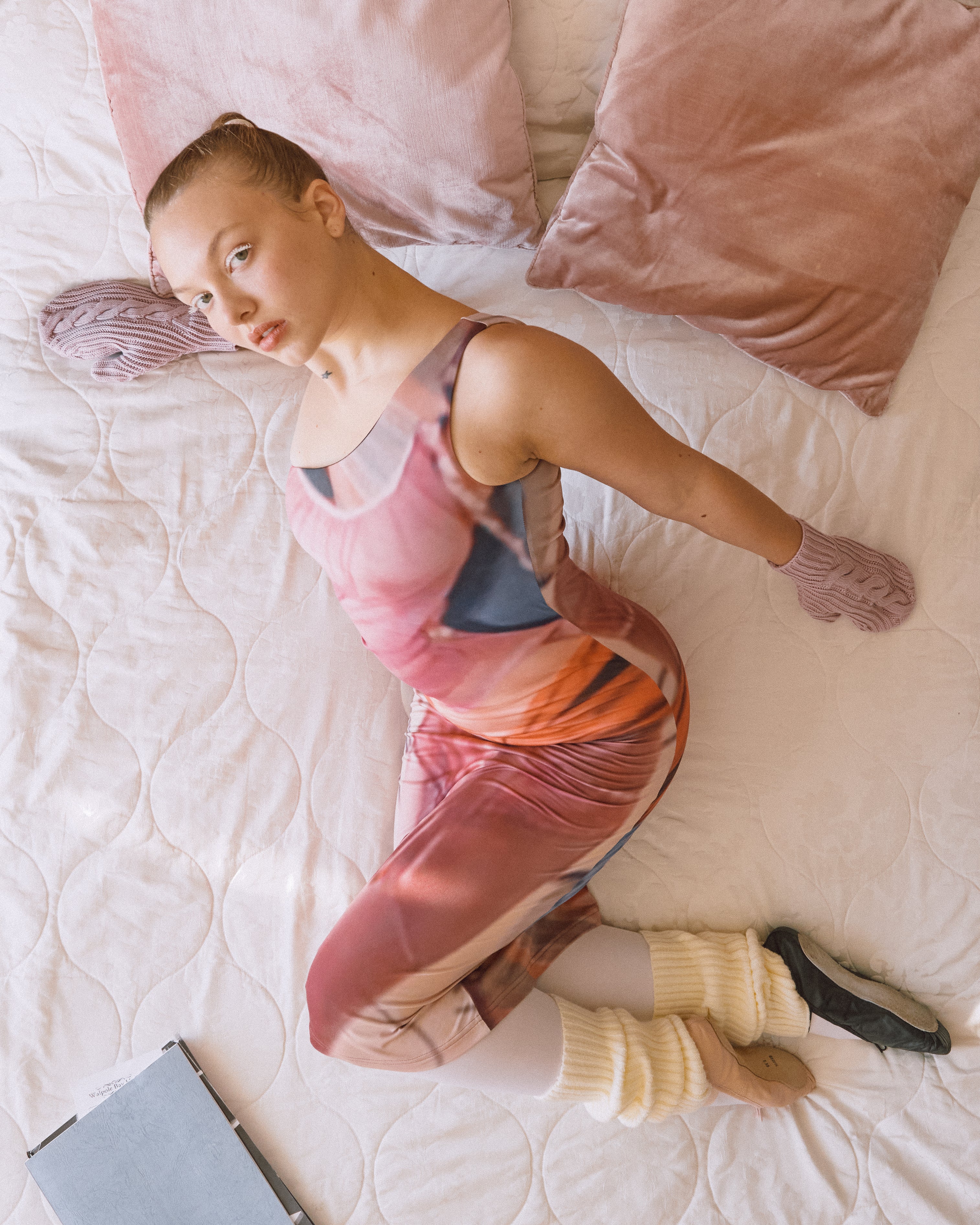 Knitted  mittens and leg warmers consultation for Elliss