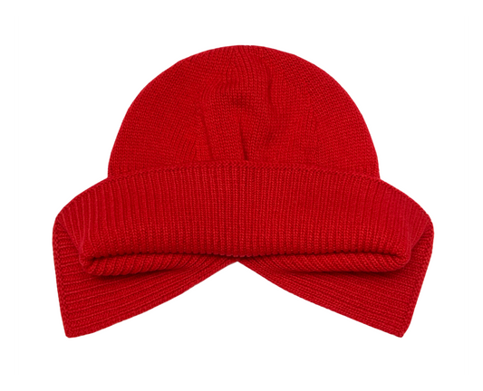 Flap hat in red