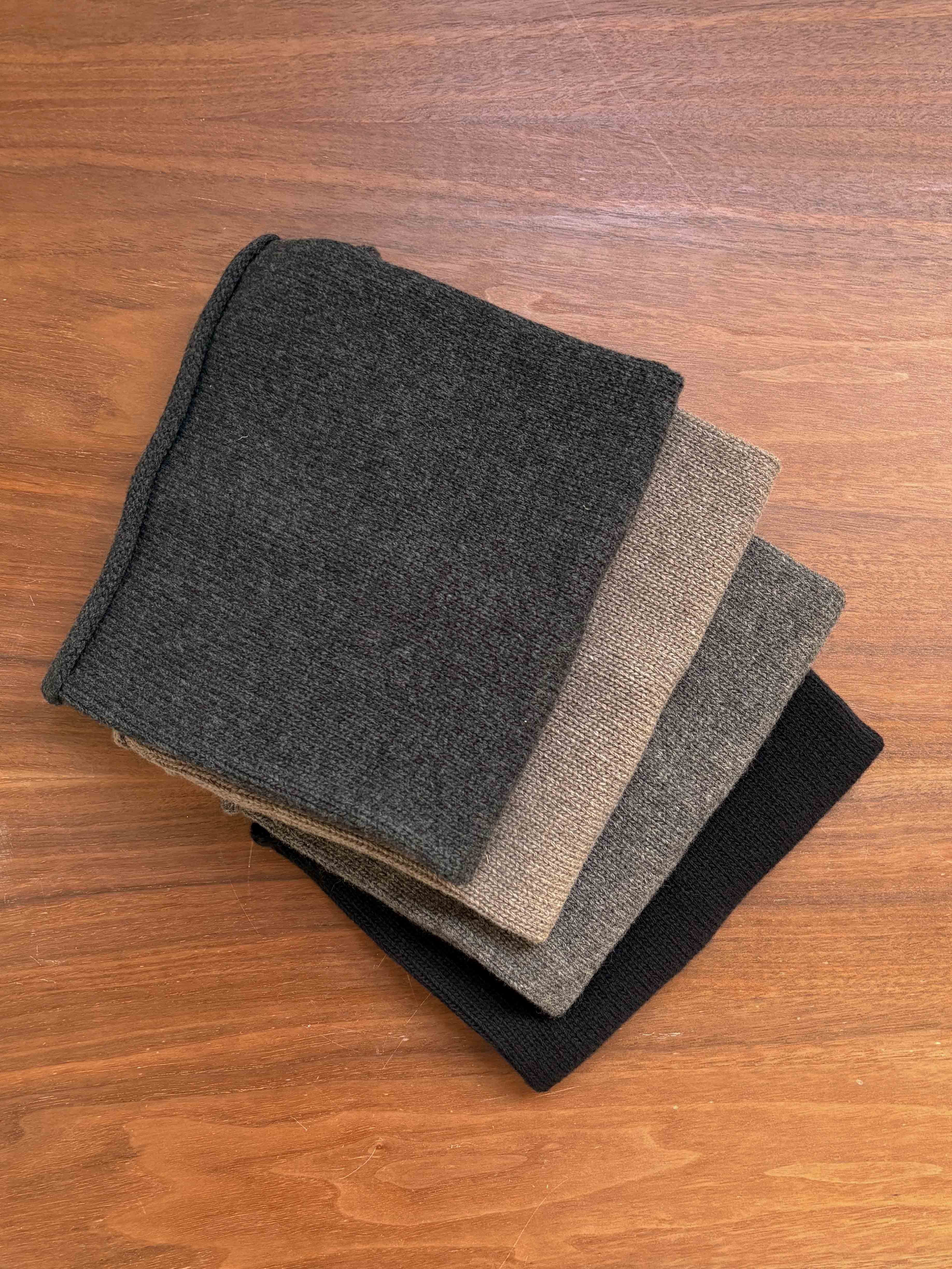 Plain Snood – Ilana Blumberg